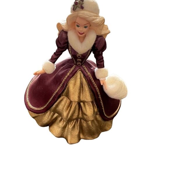 Barbie by Hallmark Ornament: 1996 Christmas Barbie Celebration - Picture 3 of 9
